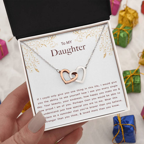 D4 GN Amazon Interlocking heart