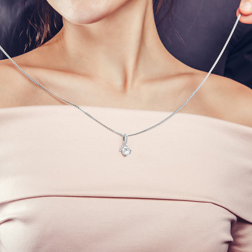 Alluring Beauty Necklace For Wife