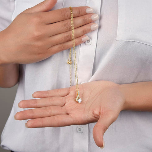 Beautiful 18K Yellow Gold Necklace for My Queen