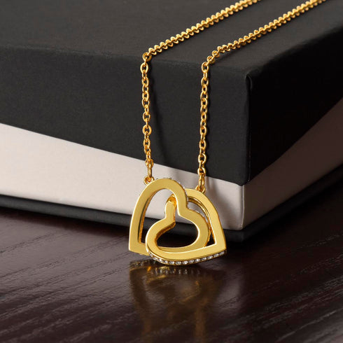 GG 13 Amazon Interlocking heart